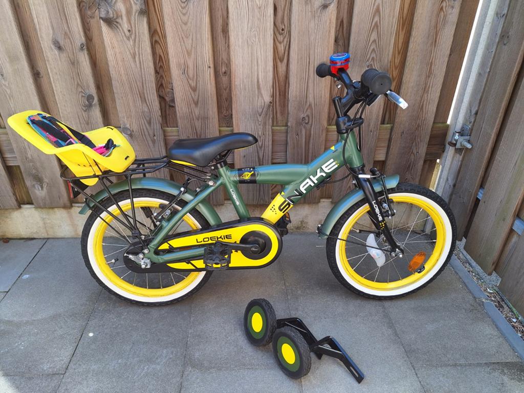 Loekie Snake Kinderfiets 16 inch met zijwieltjes, Ophalen, Gebruikt, 16 tot 20 inch, Zijwieltjes