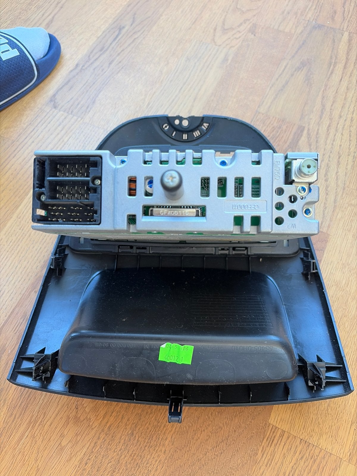 Toyota Aygo/Citroën C1/Peugeot 107 Radio met opbergvak, Auto diversen, Ophalen of Verzenden, Gebruikt