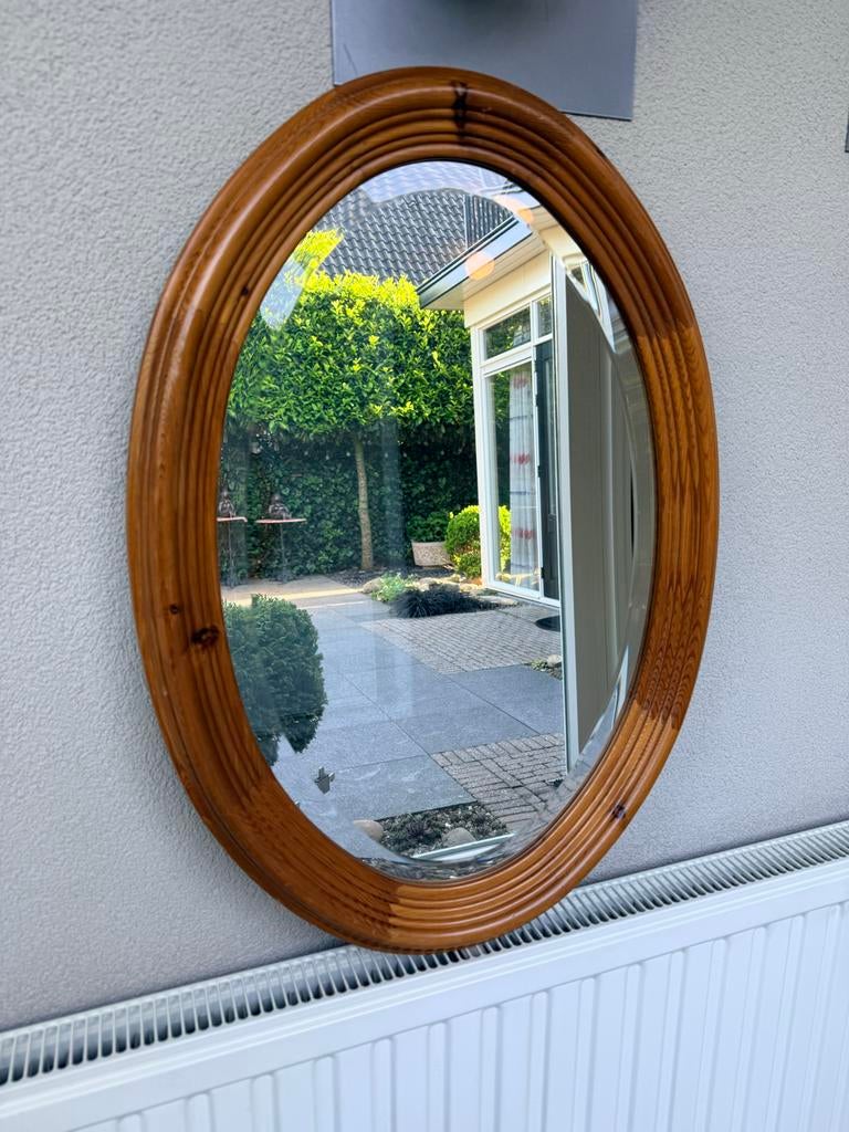 Ovale spiegel met facet geslepen glas en grenenhouten lijst, Ophalen of Verzenden, Zo goed als nieuw, Minder dan 100 cm, Ovaal