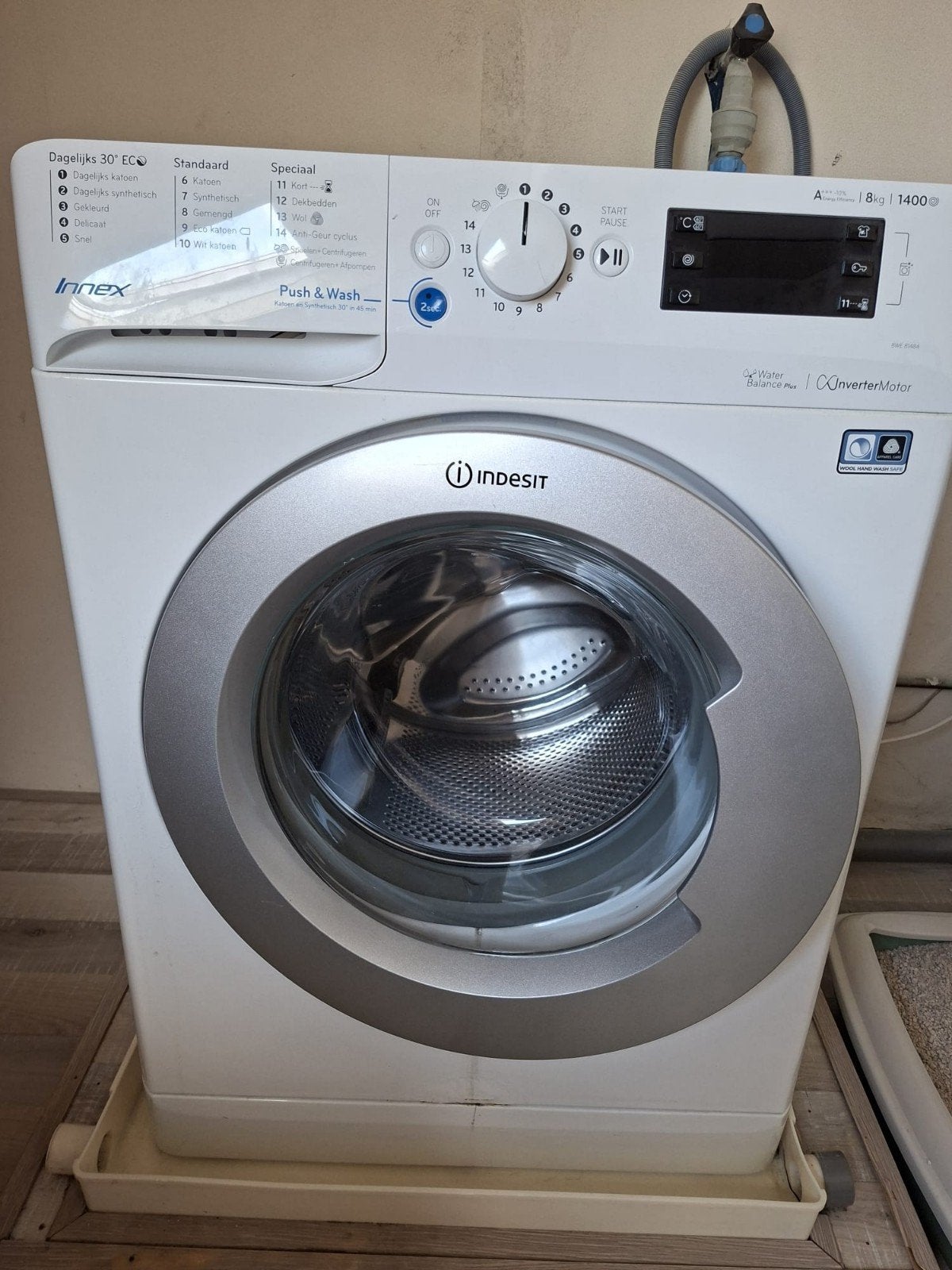 Indesit BWE 81484 Wasmachine 8kg 1400 toeren incl. waterslot, Ophalen, 1200 tot 1600 toeren, Energieklasse A of zuiniger, 8 tot 10 kg
