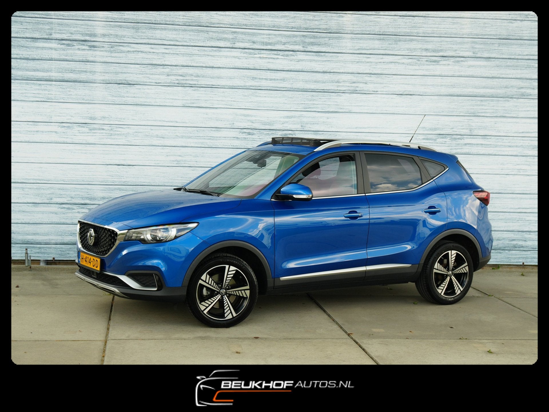 MG MG ZS EV Luxury 45 kWh Panorama Leer Led Camera Soh89%, Auto's, MG, Dealer onderhouden, Gebruikt, Zwart, 1507 kg