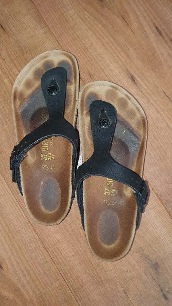 Schoenen: Originele leren Birkenstock slippers maat 37, Zo goed als nieuw, Birkenstock, Ophalen, Slippers