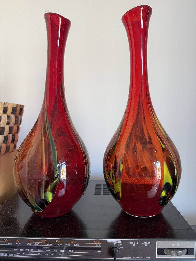 Set van 2 grote handgeblazen art glass vazen rood, Antiek en Kunst, Ophalen of Verzenden