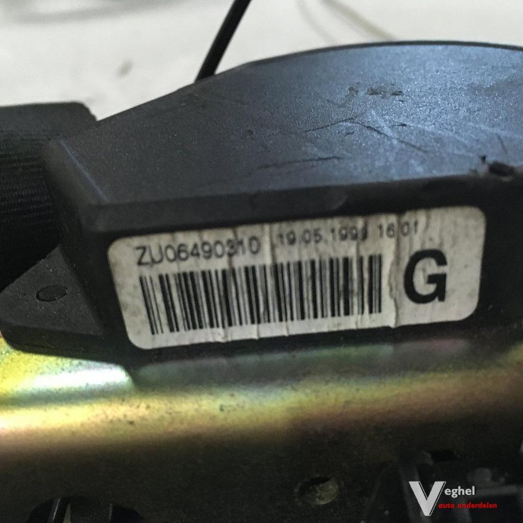 Peugeot 406 Coupe  2000 Gordel Linksvoor of Rechtsvoor, Auto-onderdelen, Interieur en Bekleding, Gebruikt, -, -, Ophalen of Verzenden