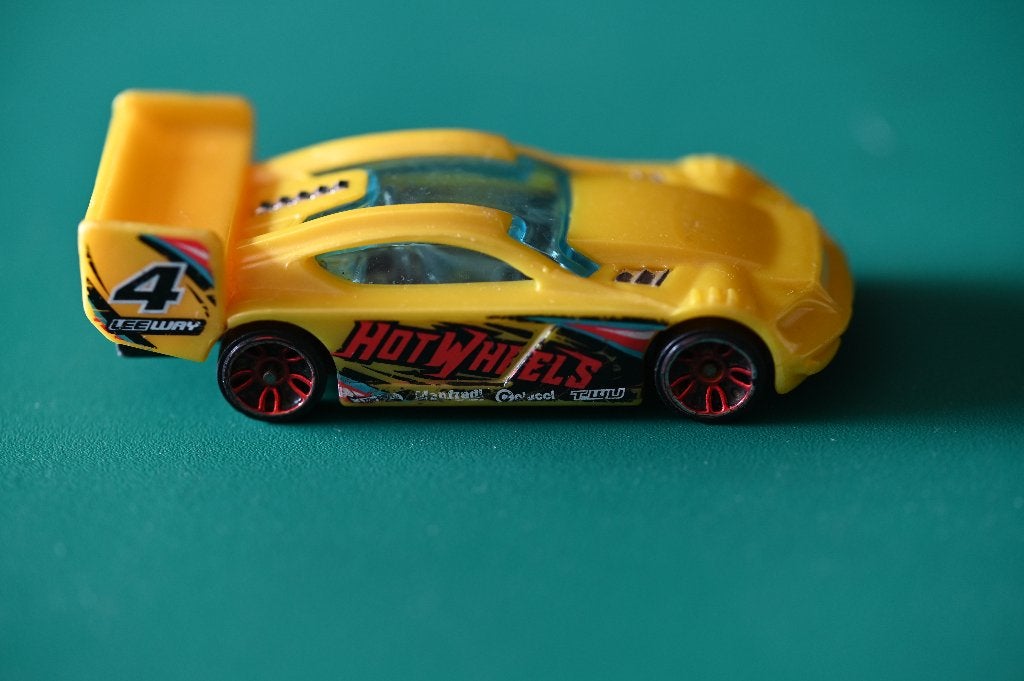 Hot Wheels Time Tracker - Gele Raceauto Speelgoed, Ophalen of Verzenden, Gebruikt, Auto, Overige merken