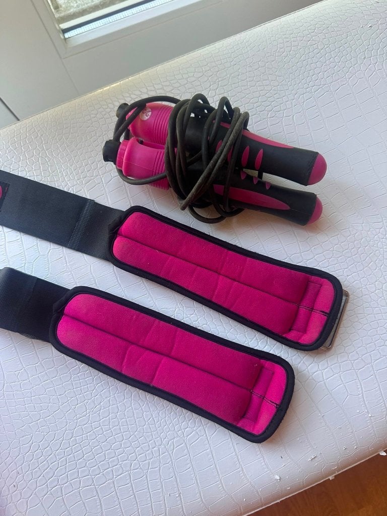 Sportset Gewichtjes en springtouw, Ophalen of Verzenden, Gebruikt, Benen, Fitnessmat