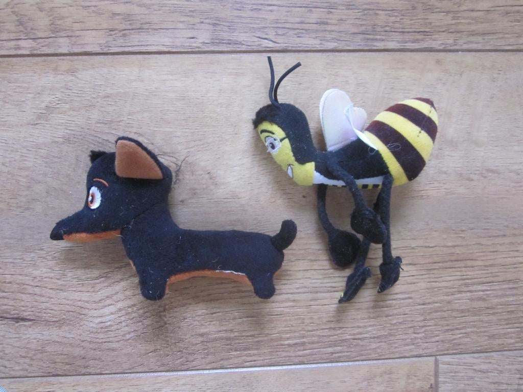 McDonalds kleine pluche knuffels bij (2007)en teckel, Ophalen of Verzenden, Nieuw, Hond