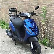 GEZOCHT piaggio zip of vespa met problemen, Fietsen en Brommers, Ophalen, Gebruikt, Maximaal 45 km/u, Zip