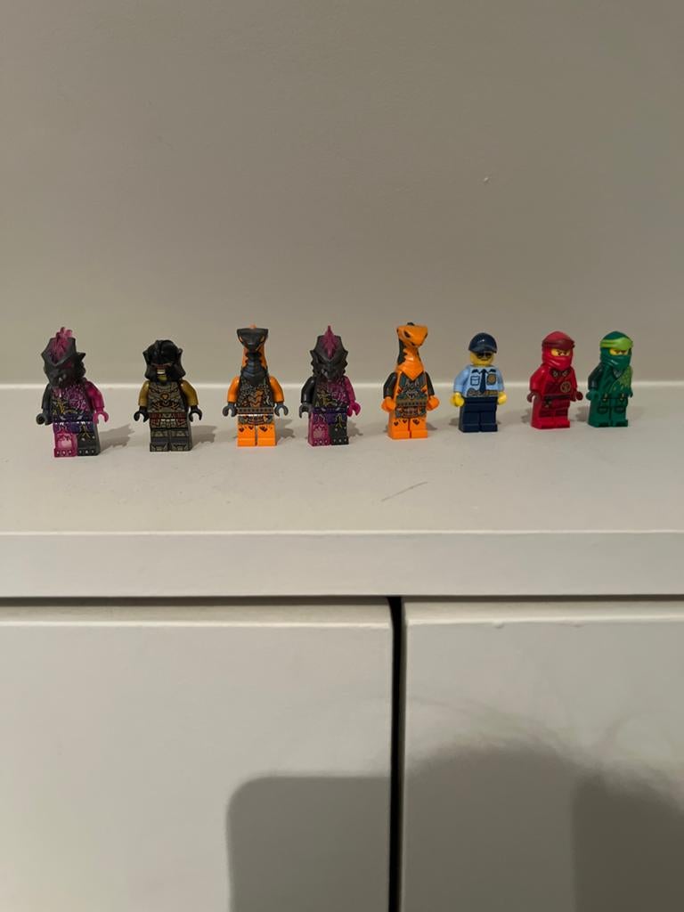Lego Ninjago en City Minifiguren - 7 stuks, Inclusief minifiguren, Gebruikt, Lego, Ophalen of Verzenden