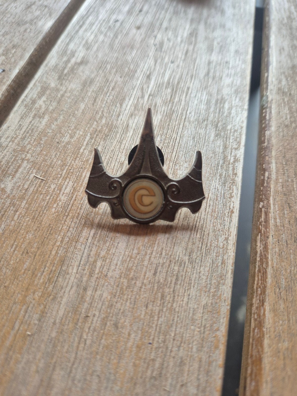Efteling Pin Vijf Zintuigen, Verzamelen, Efteling, Ophalen of Verzenden, Zo goed als nieuw, Button of Speldje