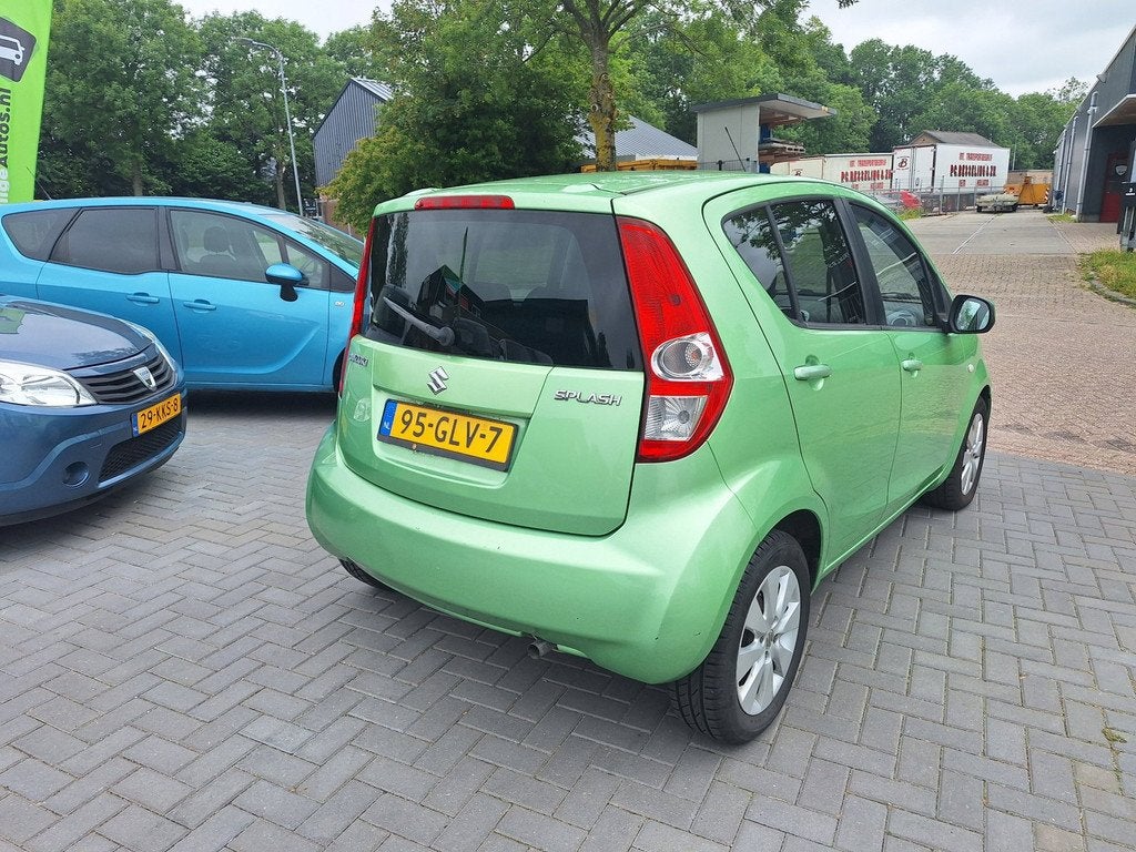 Suzuki Splash 1.2 Exclusive / Zuinige auto / APK juli 2027, Auto's, Voorwielaandrijving, 86 pk, 4 cilinders, 965 kg