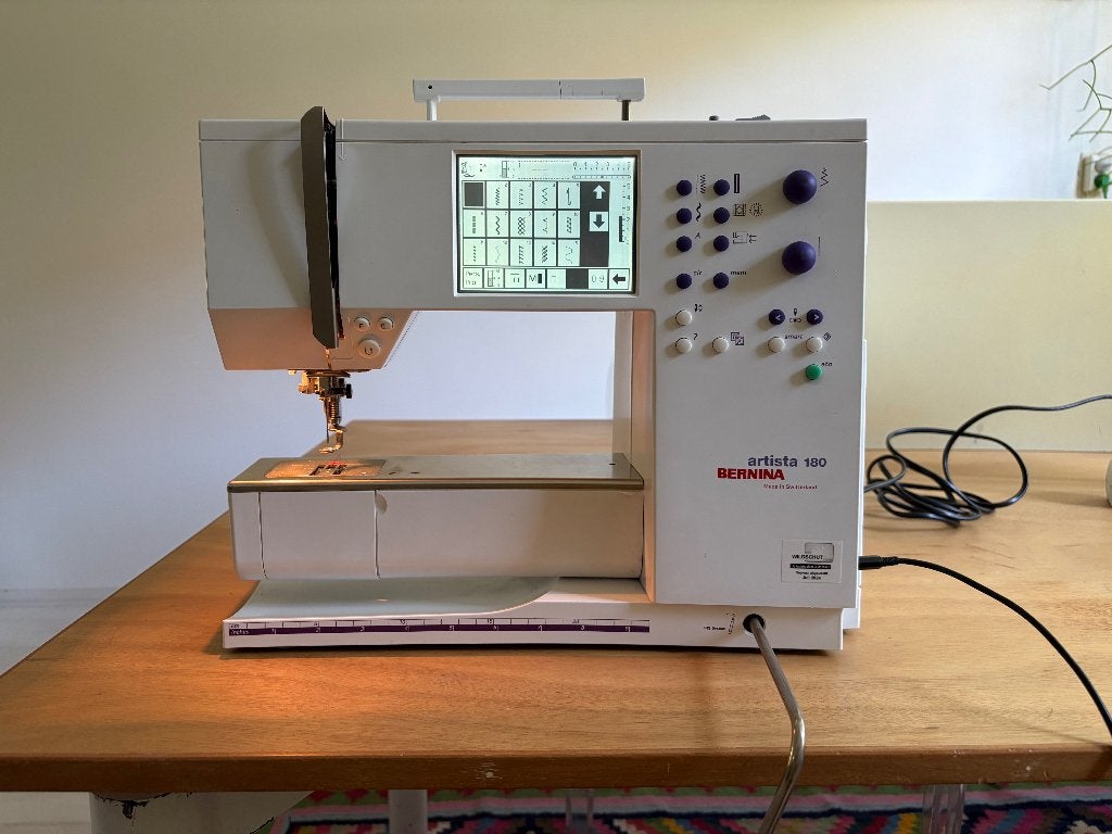 Bernina Artista 180 borduur- en naaimachine, Ophalen, Gebruikt, Machineborduren, Borduurmachine