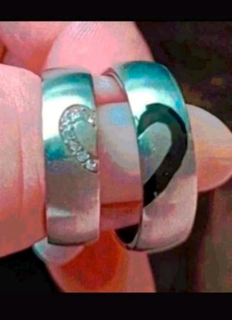 Ringen titanium half hart maat 18 en 19, Verzenden, Nieuw, Zilver
