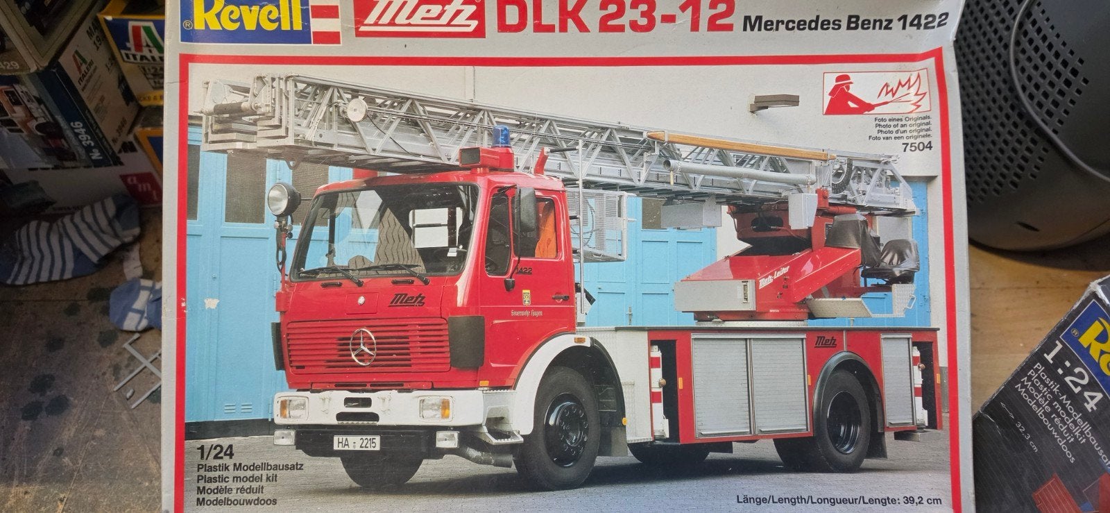 Revell Metz DLK 23-12 Mercedes Benz 1422 Brandweerwagen, Nieuw, Ophalen of Verzenden, Truck, 1:32 tot 1:50