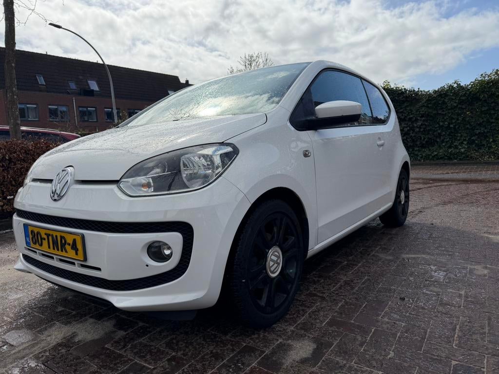 Volkswagen High Up! 1.0 44KW 2012 Wit, Voorwielaandrijving, Stof, 4 stoelen, Wit