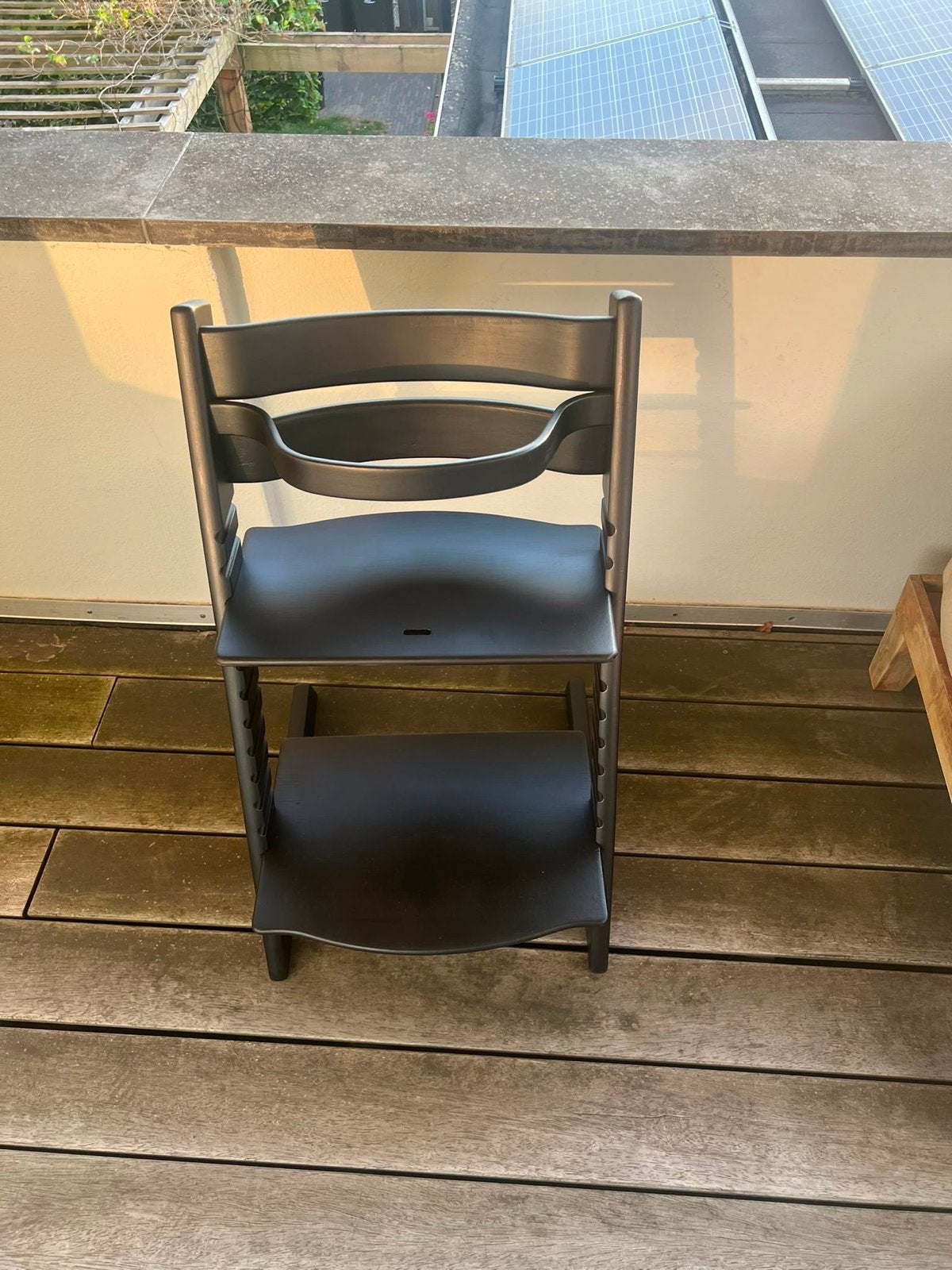 Stokke Tripp Trapp Zwart + Beugel | Volledig Opgeknapt, Ophalen, Zo goed als nieuw, Meegroeistoel, Aanschuifbaar