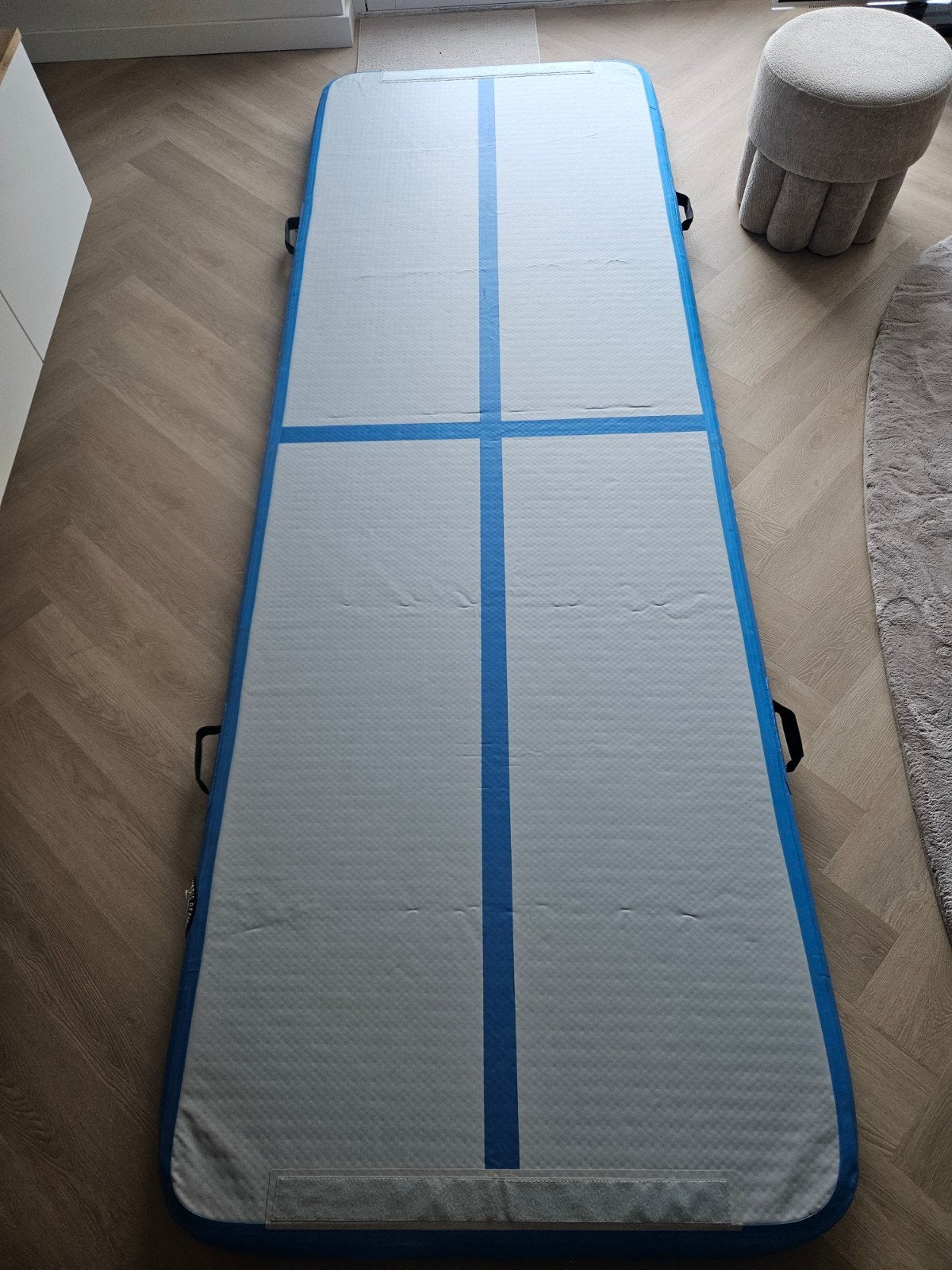 Nordic Airtrack 3m x 1m x 10cm met pomp en plakset, Sport en Fitness, Ophalen, Zo goed als nieuw, Materiaal