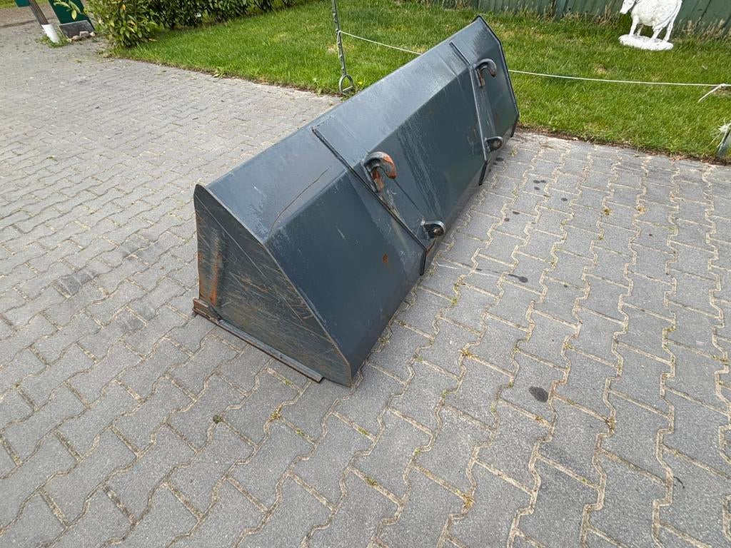 VERKOCHT Grondbak met euro aansluiting, Zakelijke goederen, Agrarisch | Werktuigen, Ophalen, Grondbewerking