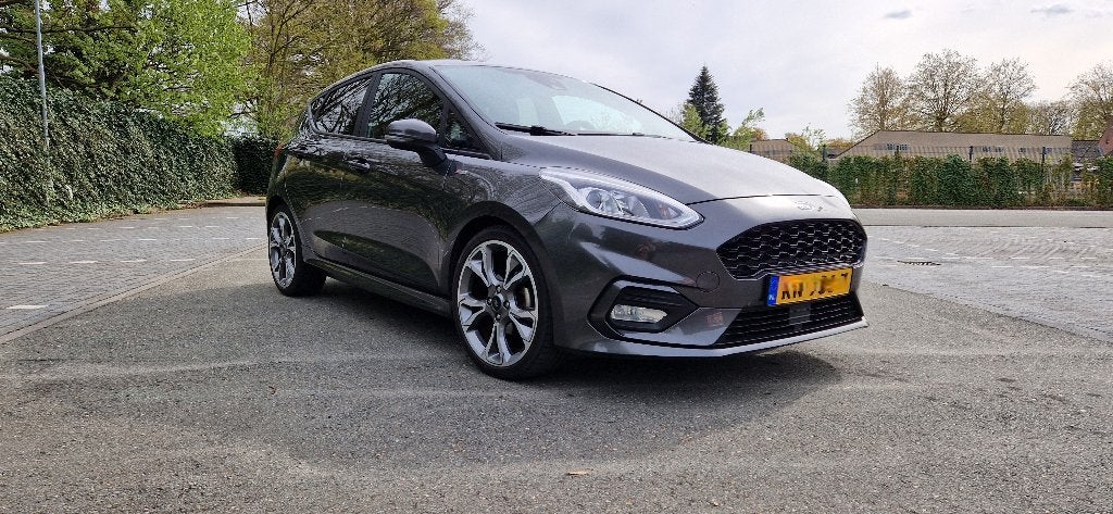 Ford Fiësta 1.0 Ecoboost 100pk 5dr 2017 Grijs