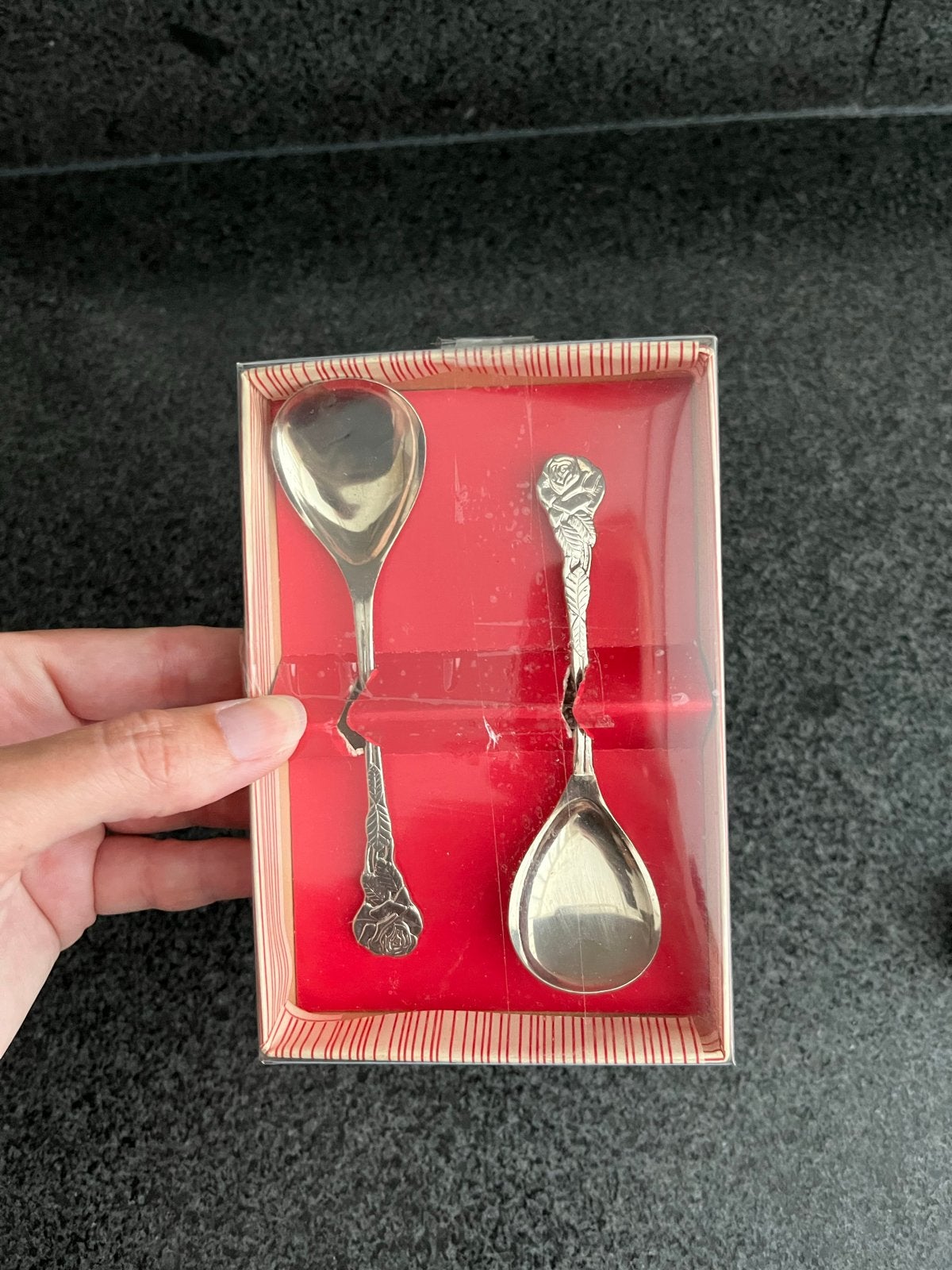 Set van 2 decoratieve lepels met roosmotief, Ophalen of Verzenden