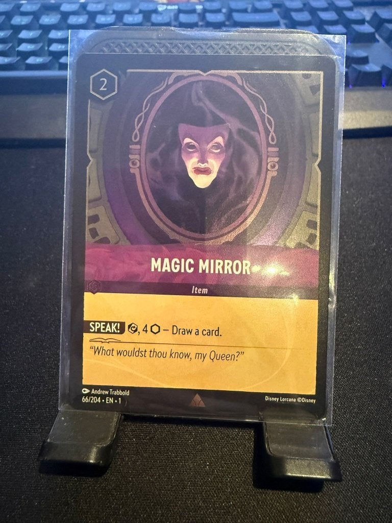 Disney Lorcana TCG - Magic Mirror First Chapter Foil, Ophalen of Verzenden, Overige figuren, Nieuw, Beeldje of Figuurtje