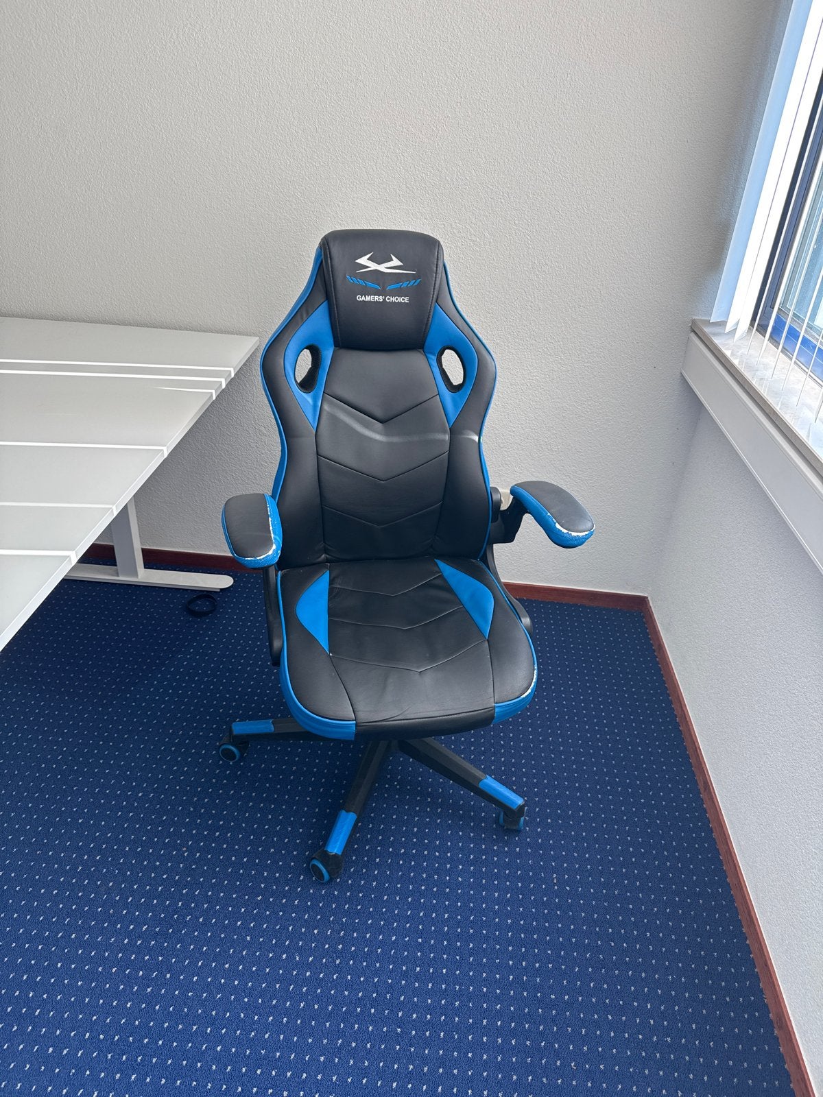 Gebruikte Gamingstoel - Zwart/Blauw, Huis en Inrichting, Ophalen, Gebruikt, Zwart, Gaming bureaustoel