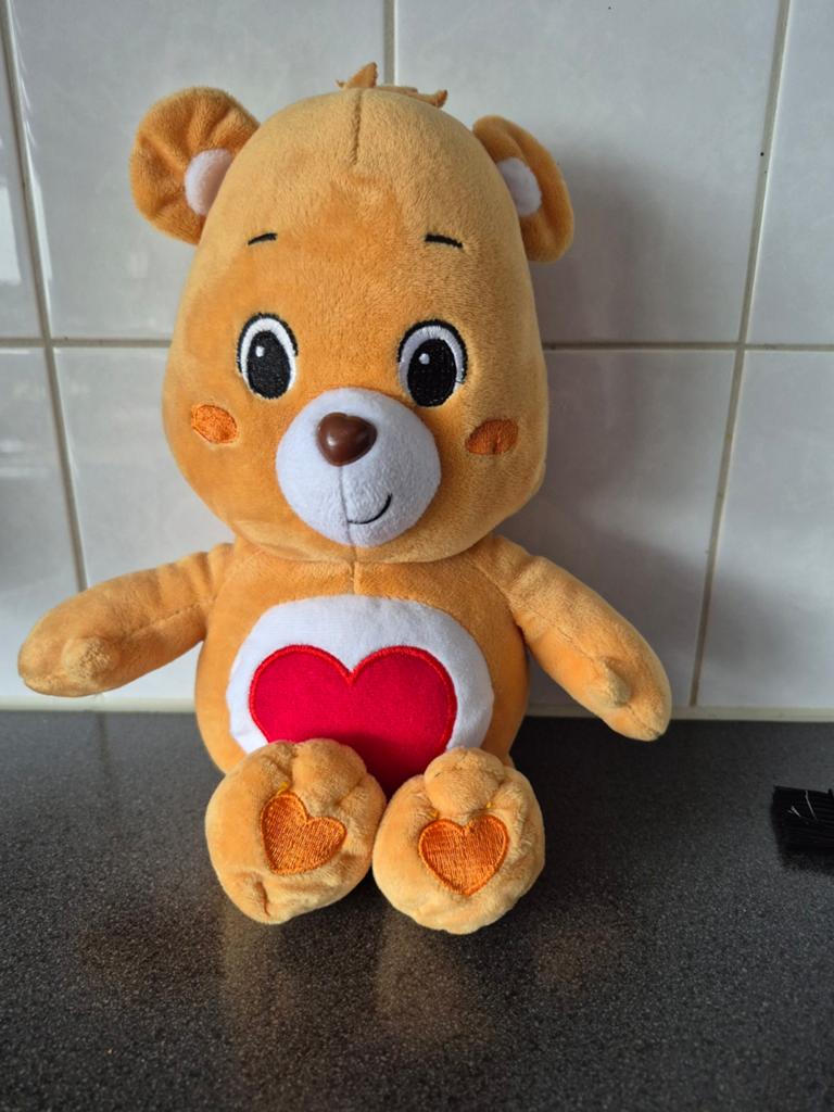 Care Bears Troetelbeer knuffel oranje met hartje, Oranje, Overige merken, Overige karakters, Beer