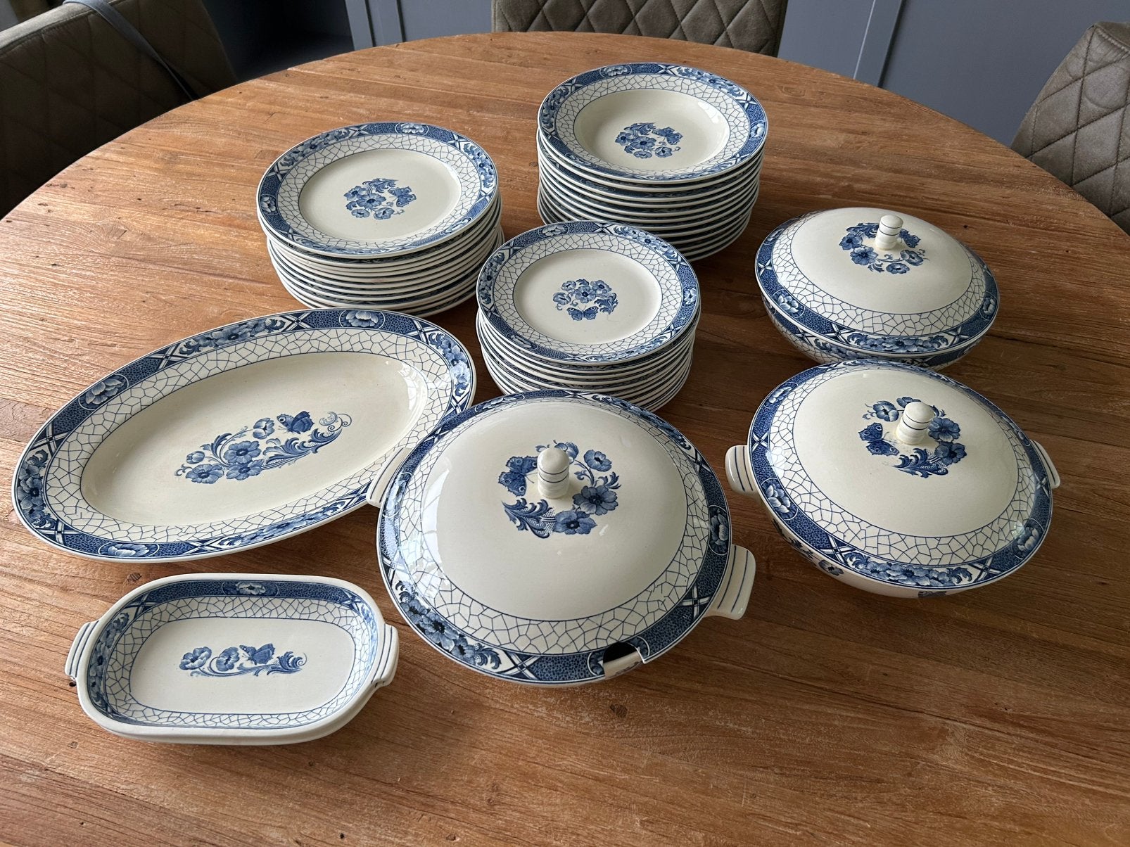 Servies Maastricht butterfly societe ceramique, Ophalen