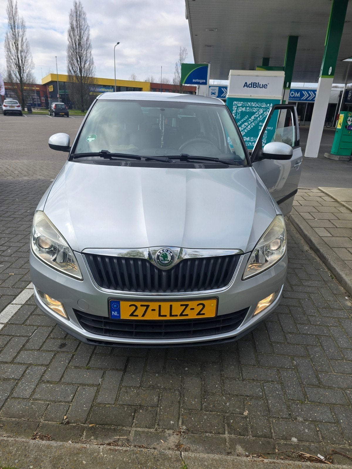 Skoda Fabia 1.2 TSI 63KW 2010 Grijs, Auto's, Skoda, Voorwielaandrijving, 40 €/maand, 4 cilinders, Handgeschakeld