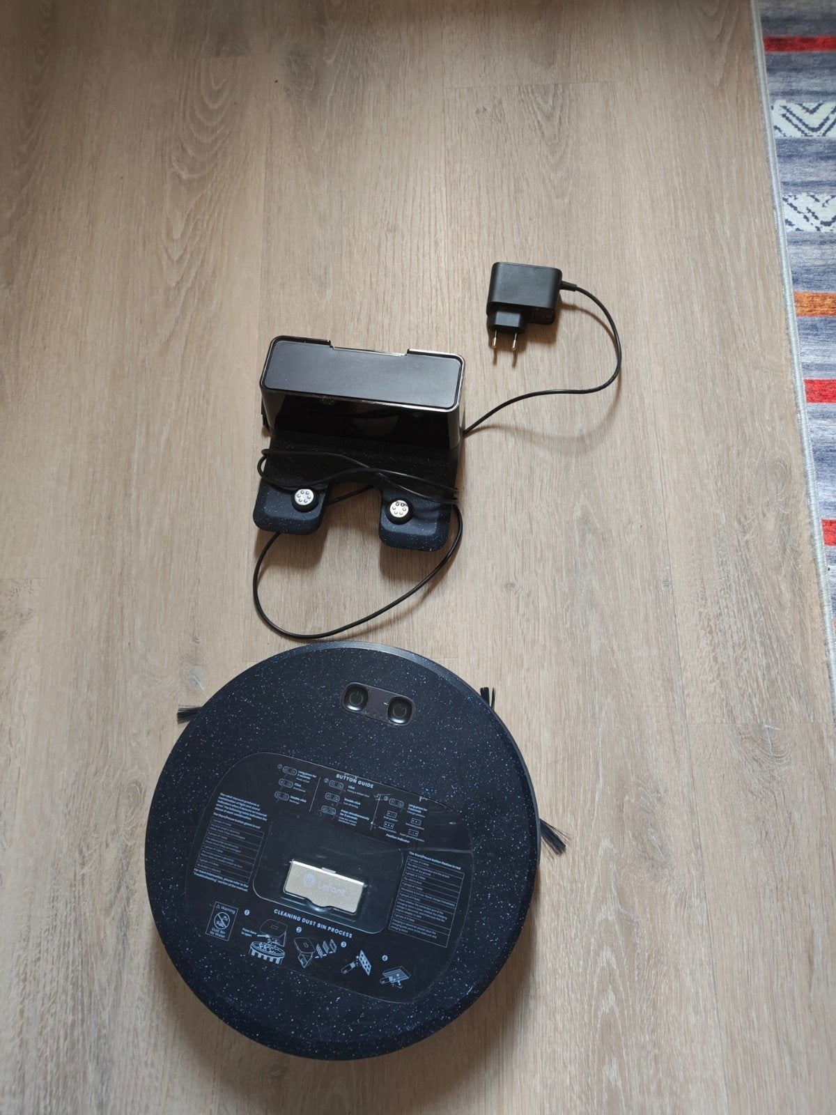 Robotstofzuiger met laadstation, Ophalen, Overige merken, Gebruikt, Robotstofzuiger