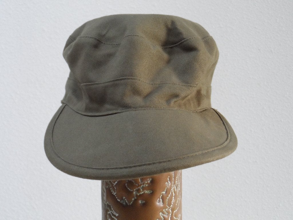 1X KL GEVECHTSPET, Verzamelen, Ophalen of Verzenden, Landmacht, Nederland, Kleding of Schoenen