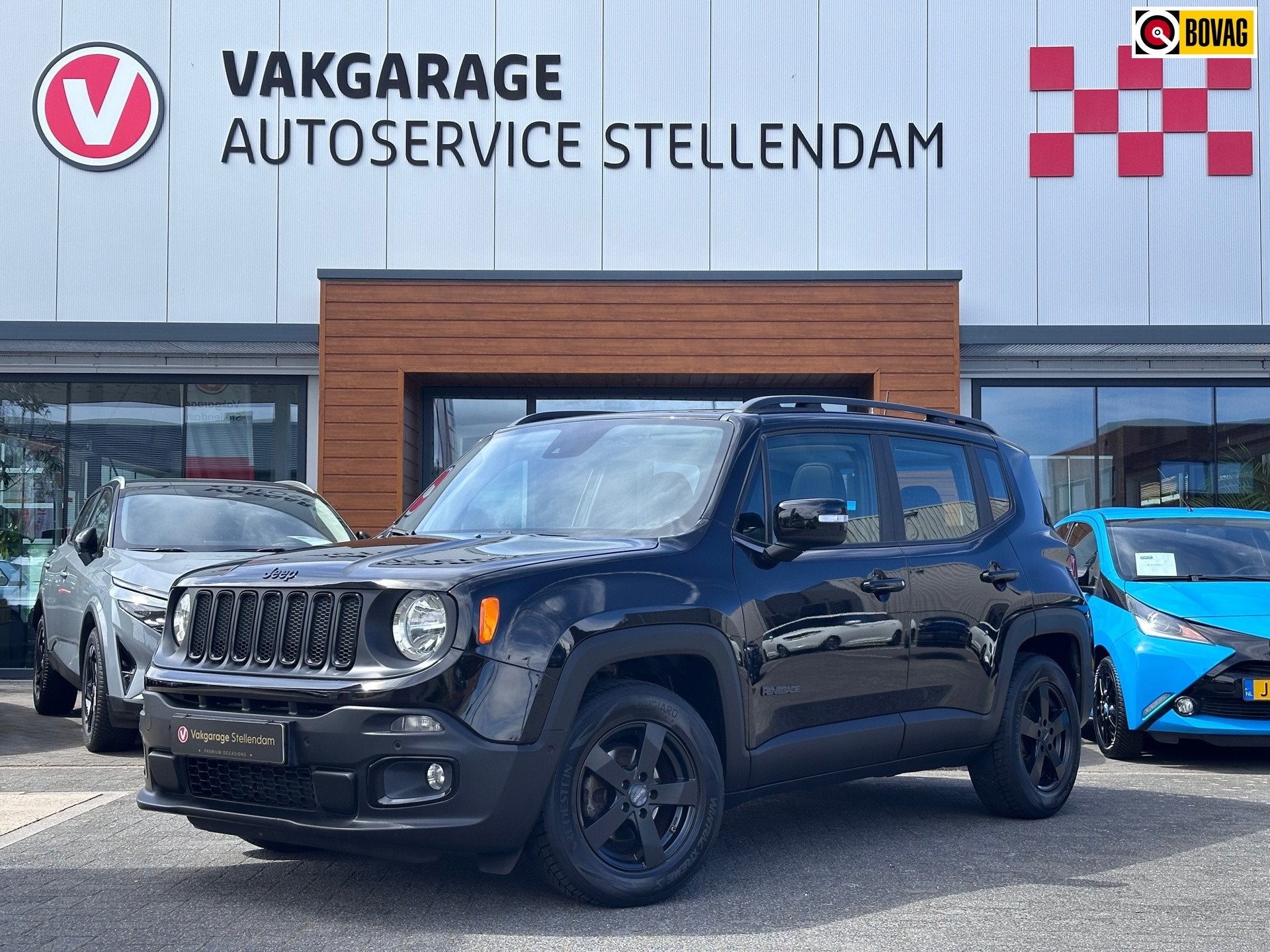 Jeep Renegade 1.4 MultiAir Limited|Leder|Panodak|Trekhaak|Ad, Auto's, 136 pk, Gebruikt, 4 cilinders, Zwart