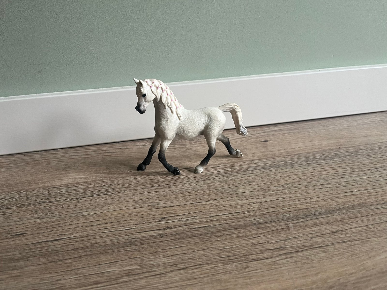 Schleich Arabische merrie speelgoedpaard, Ophalen of Verzenden, Zo goed als nieuw