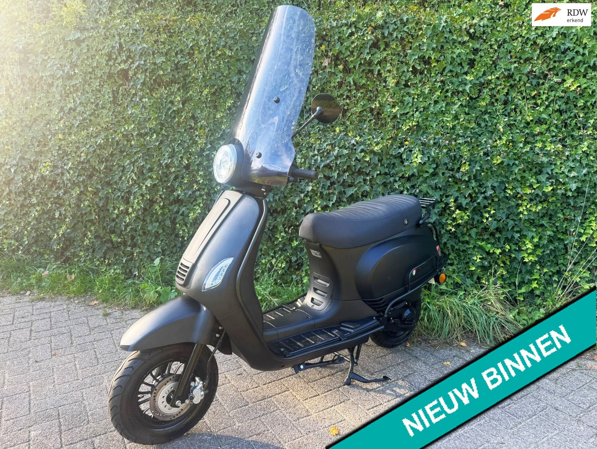Senzo RivaLux 45 km E5 Windscherm Sierbeugels BETAAL met in3, S, Senzo, Benzine, 50 cc