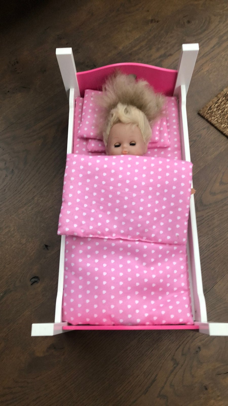 Leuk poppenledikantje, Ophalen of Verzenden, Zo goed als nieuw, Babypop