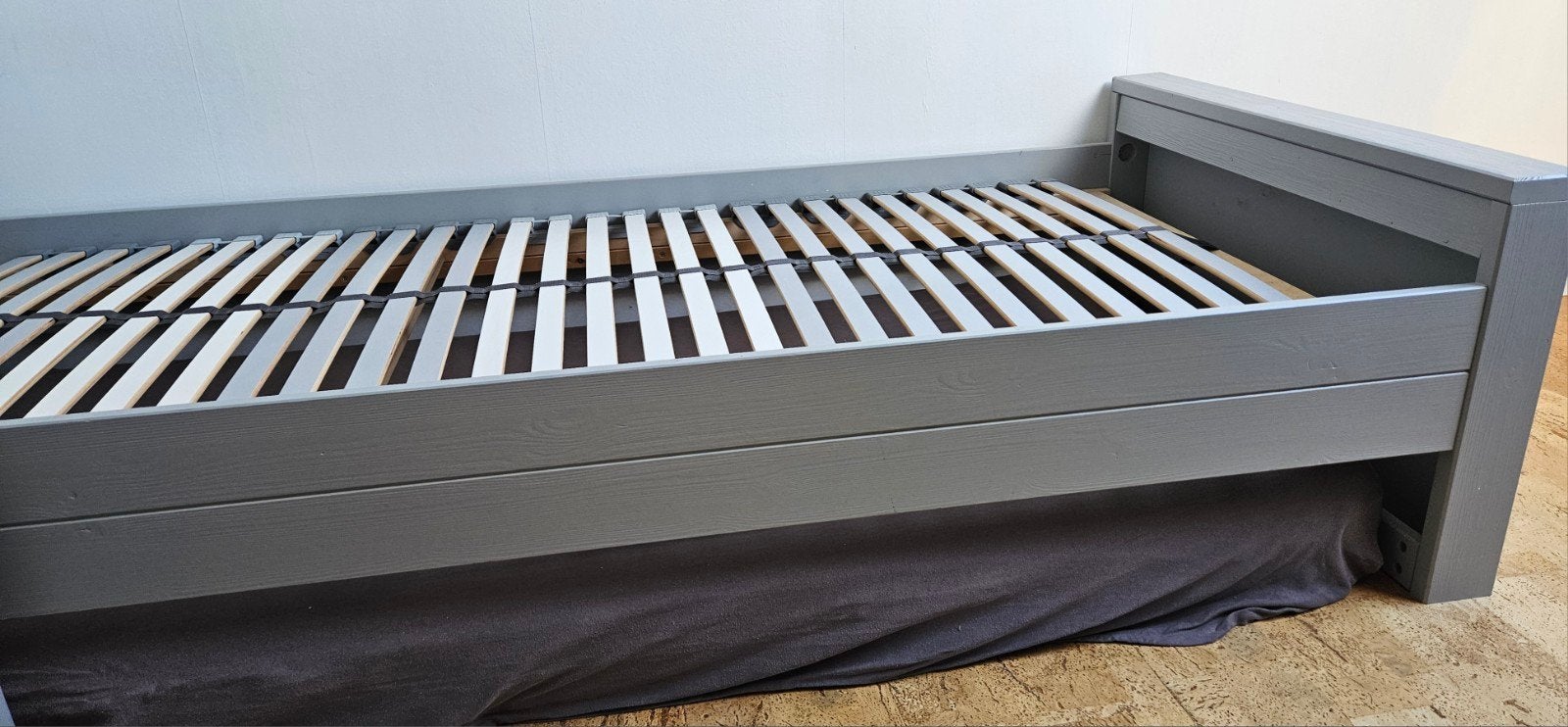 Bed 90x200 Dennis van Woood met goede lattenbodem, Huis en Inrichting, Slaapkamer | Bedden, Ophalen, 90 cm, Eenpersoons, Zo goed als nieuw