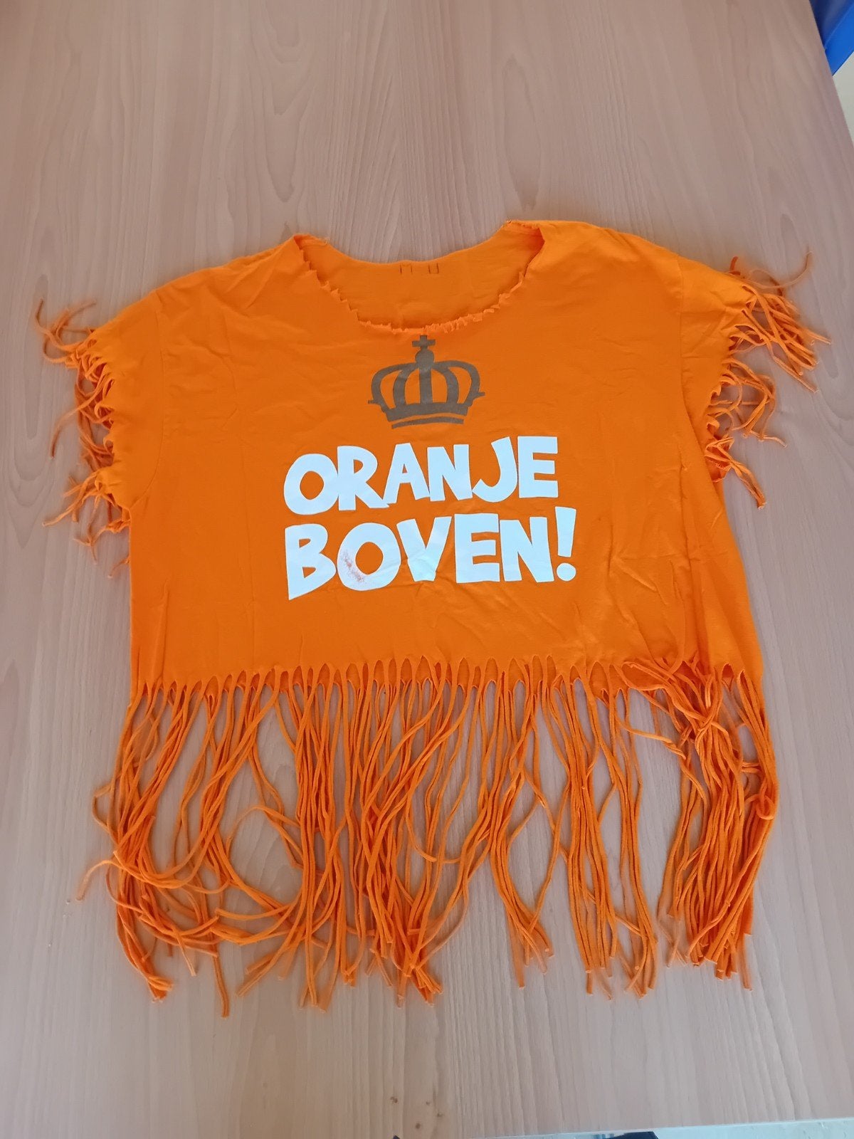 Oranje shirt, Ophalen, Shirt