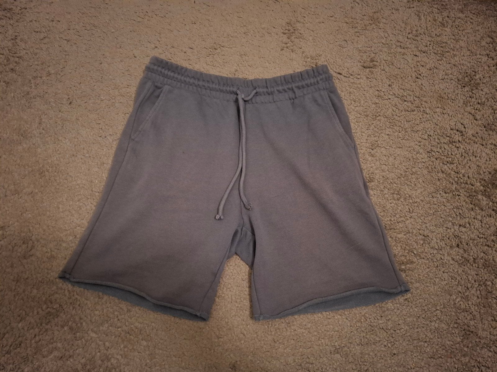 Korte short maat m antraciet h&m, Kleding | Heren, Broeken en Pantalons, Maat 48/50 (M), Nieuw, Ophalen of Verzenden, Grijs