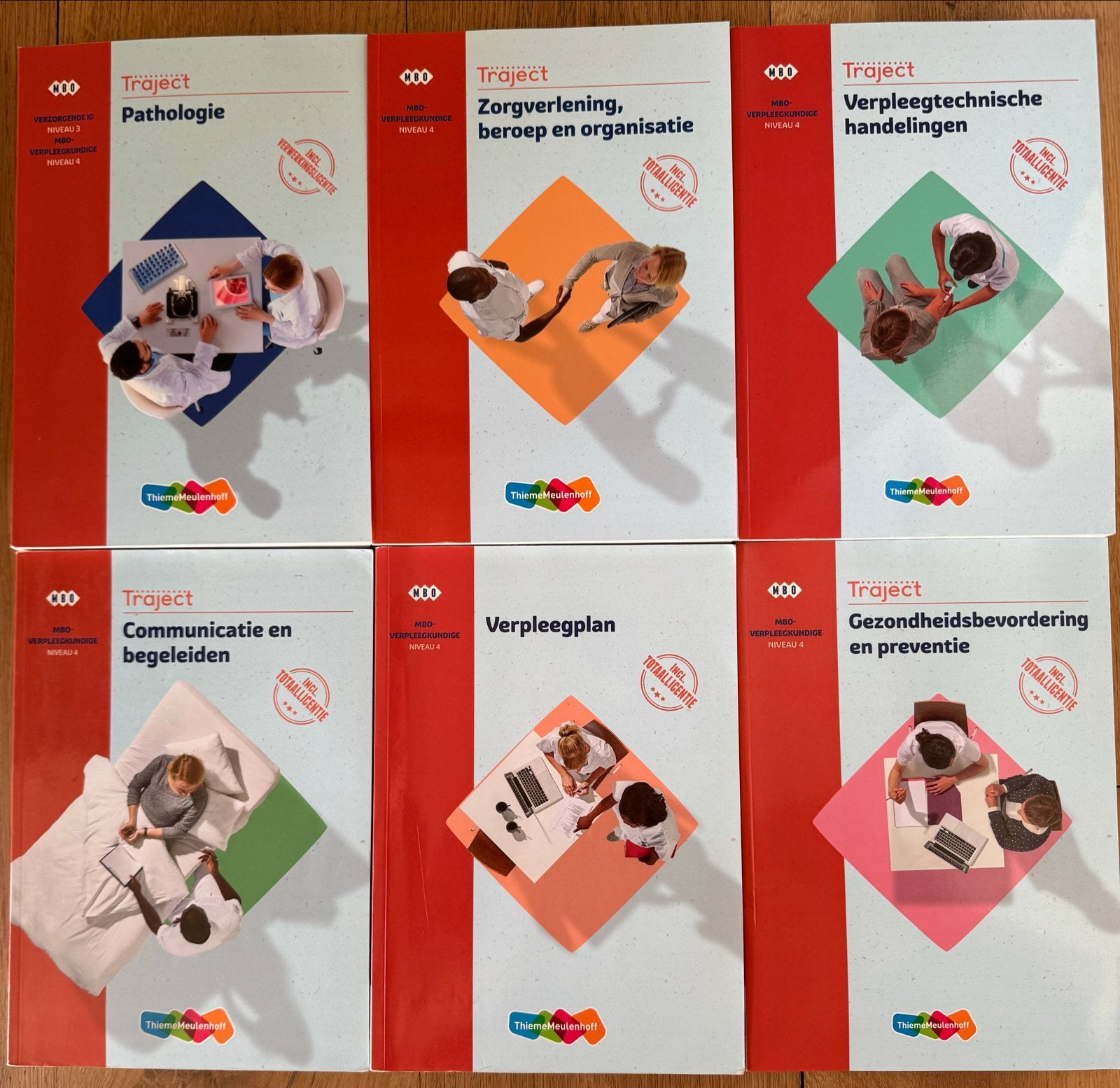 Boeken MBO Verpleegkundige niveau 4 Vista College 2021, Ophalen of Verzenden, Gelezen, MBO