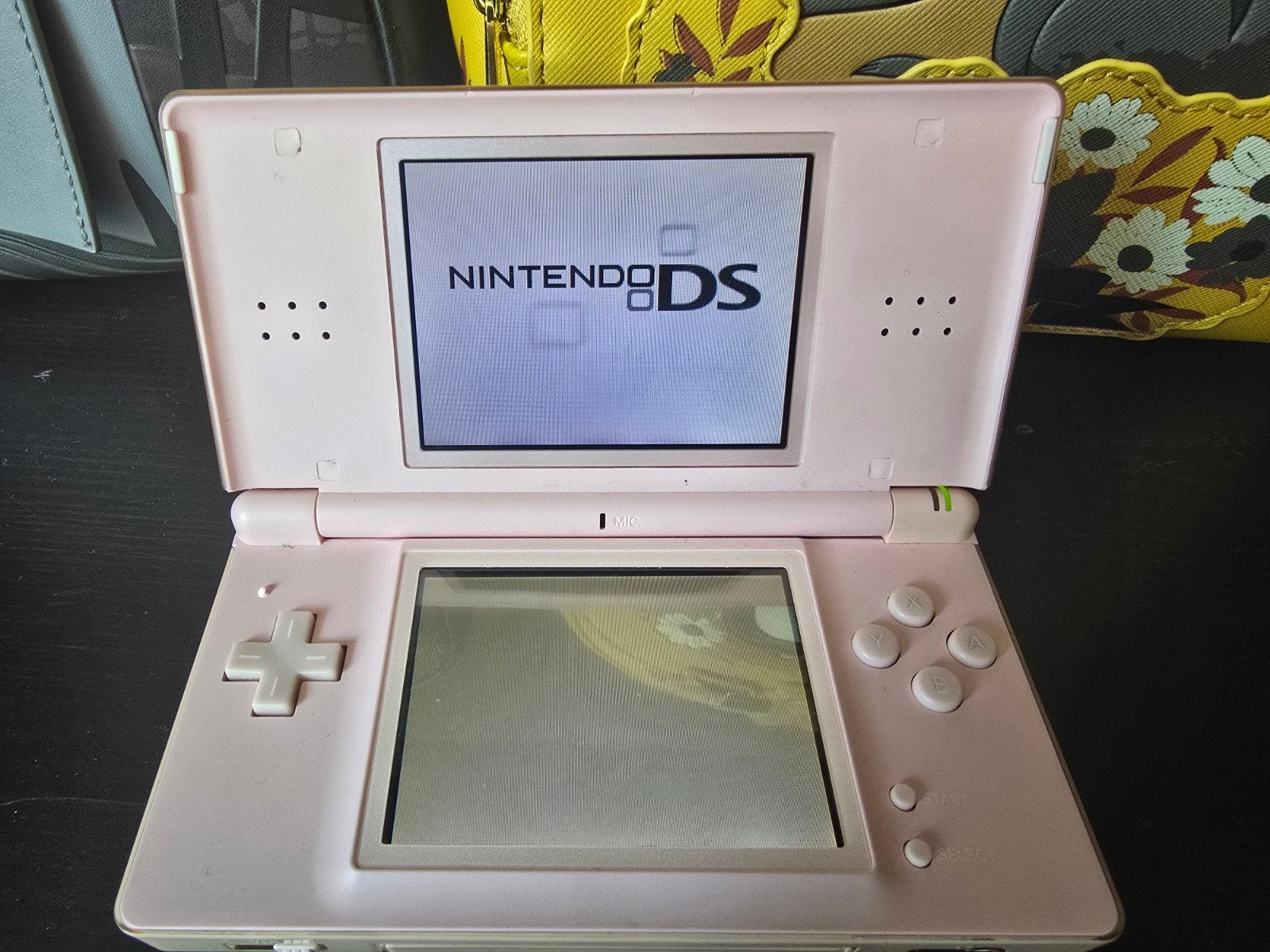 Roze Nintendo DS Lite, Spelcomputers en Games, Ophalen, Zo goed als nieuw, Roze, DS Lite