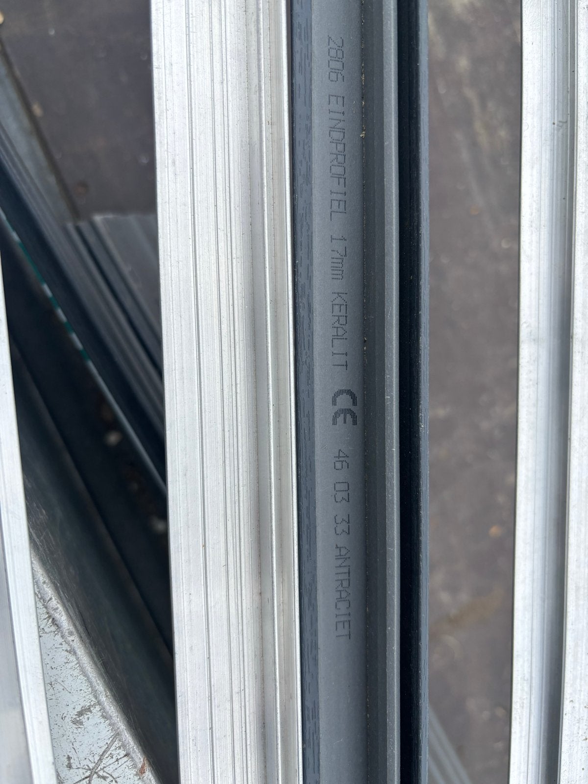Keralit gevelbekleding en profielen, antraciet, Ophalen, Gebruikt, 25 tot 50 mm, Overige typen
