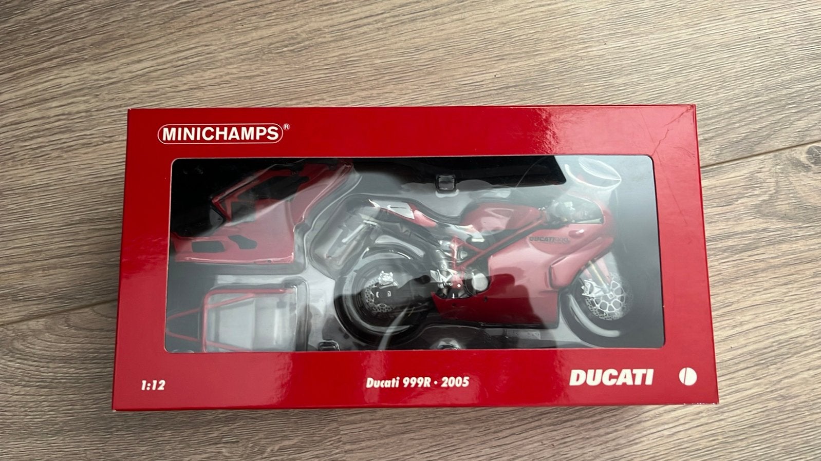 Minichamps Ducati 999R - 2005 Schaalmodel 1:12, Ophalen, Nieuw, 1:9 t/m 1:12, Overige typen