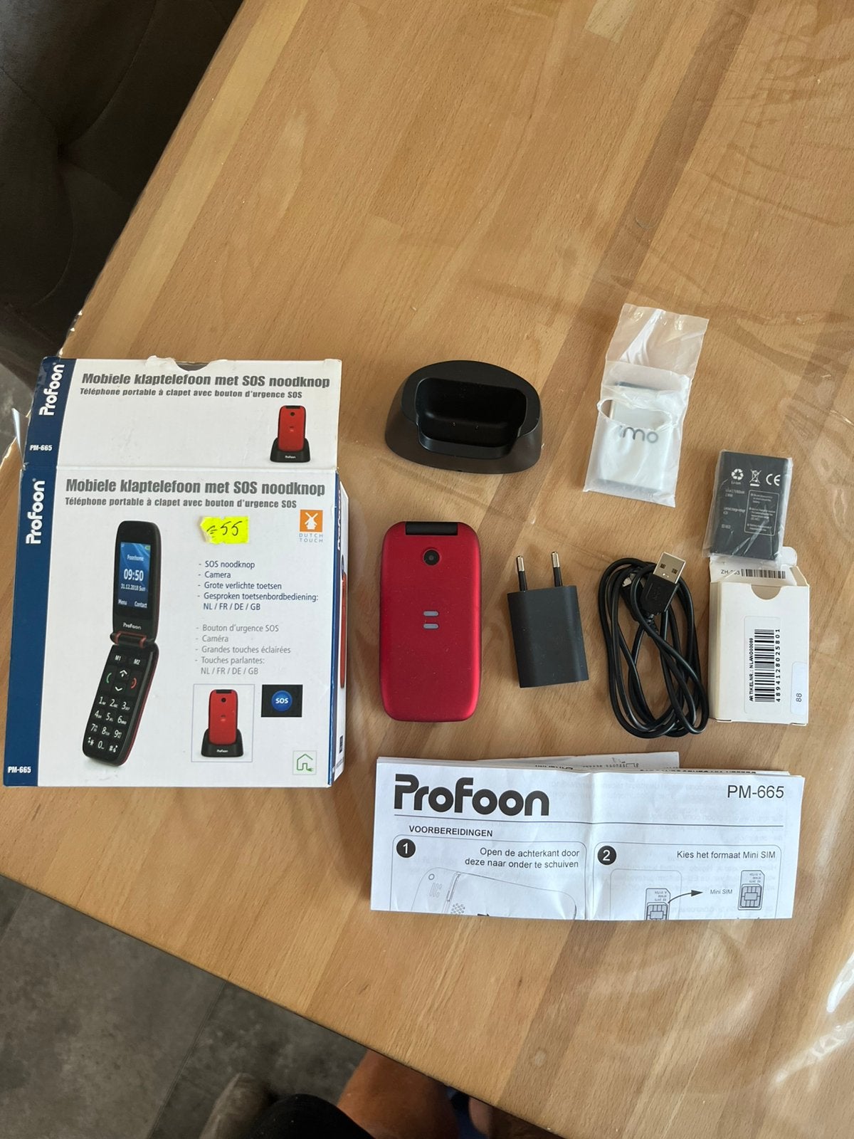 Mobiele klaptelefoon Profoon PM-665., Nieuw, Inklapmodel, Ophalen of Verzenden, Minder dan 3 megapixel