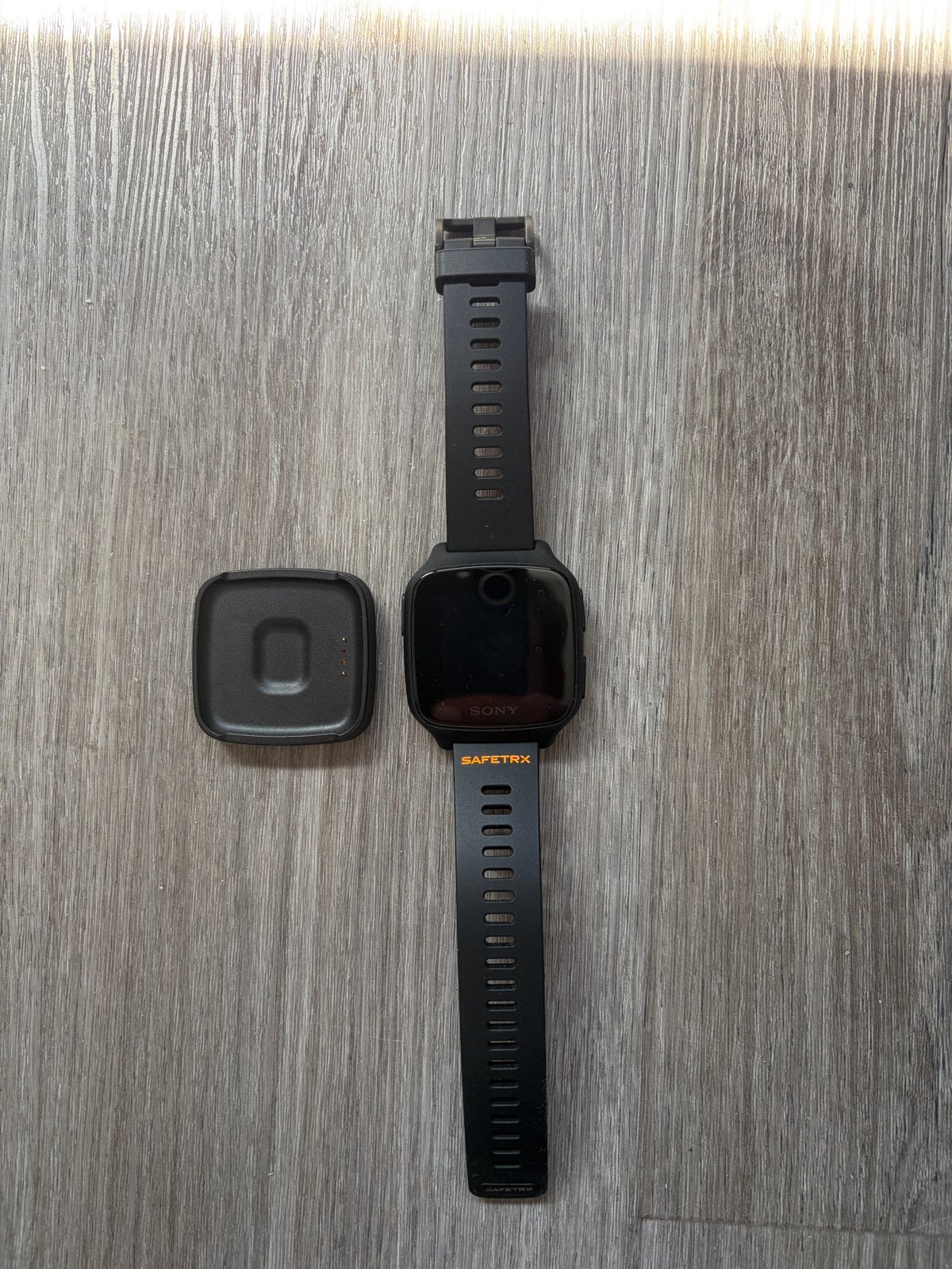 Sony Safetrx Smartwatch - Zo goed als nieuw, Zwart, Ophalen of Verzenden, Waterdicht, Android
