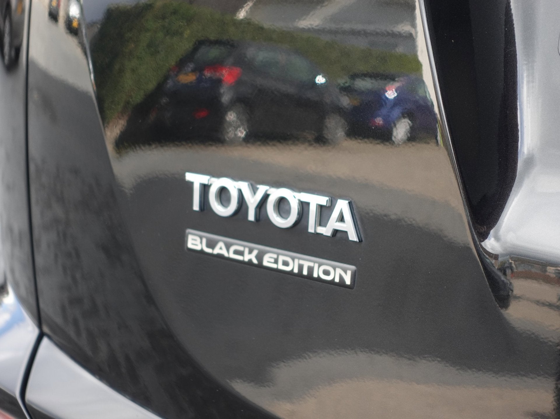 Foto 6 van Toyota RAV4 2.5 Hybrid Black Edition (Navi/Carplay,Camera,Cr