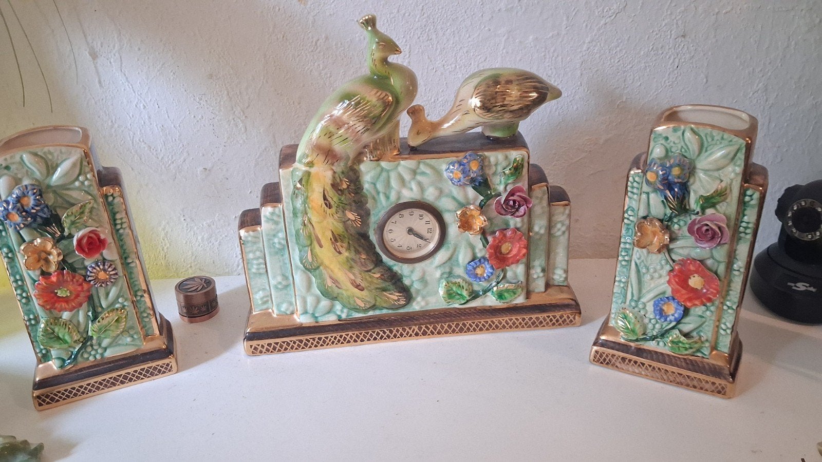 Antieke Art Deco Schouwklok met Pauw en Vazen, Ophalen of Verzenden