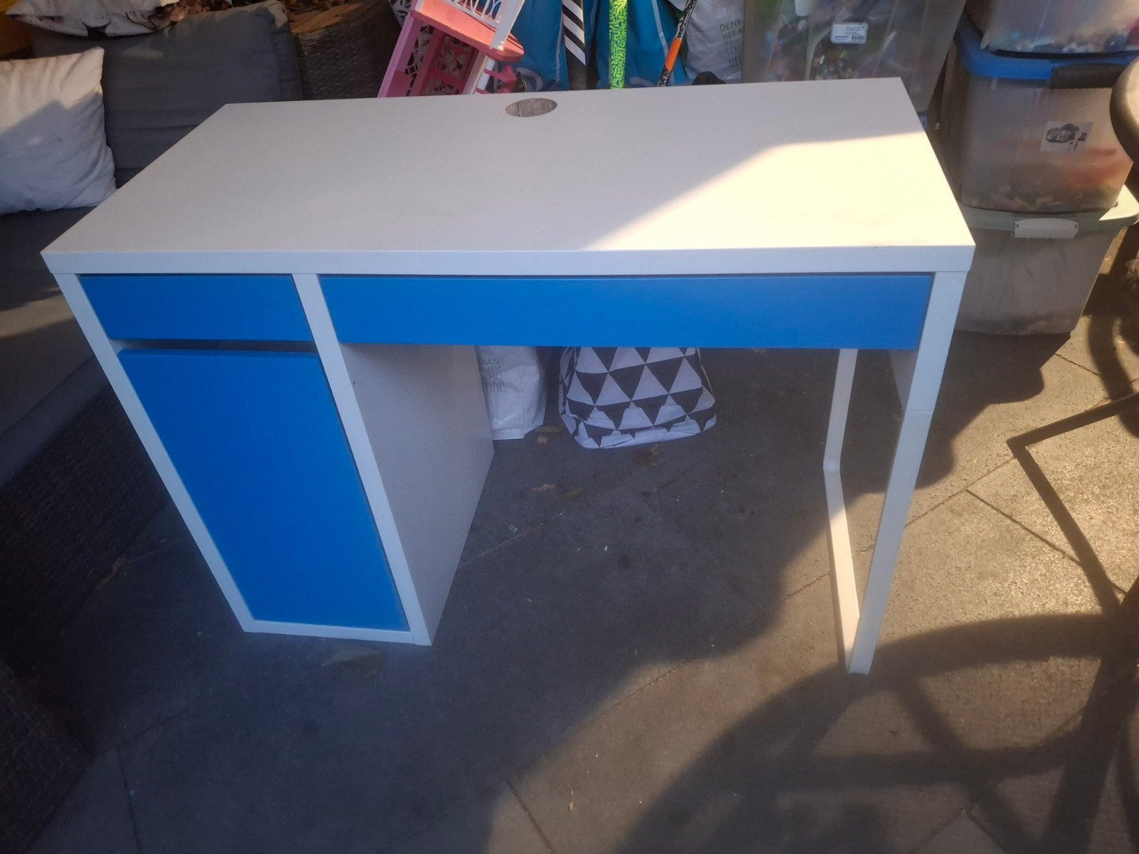 Blauw en wit bureau van Ikea, Ophalen, Gebruikt, IKEA, Blauw