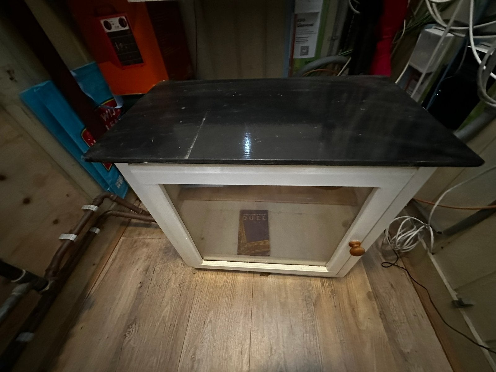 Neighbourhood Library Box, Ophalen, Met plank(en), 100 tot 150 cm, Zo goed als nieuw