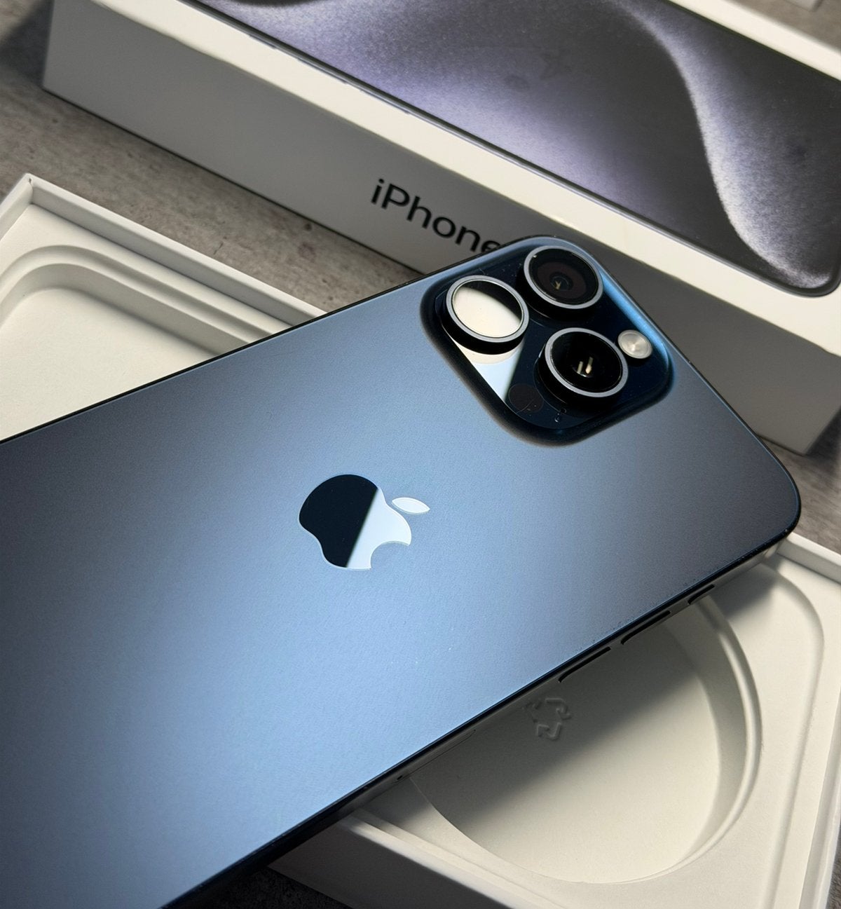  Apple iphone 15 Pro Max Deep Blue 512GB bat.87%, Telecommunicatie, Mobiele telefoons | Apple iPhone, 512 GB, Apple, Apple, Blauw