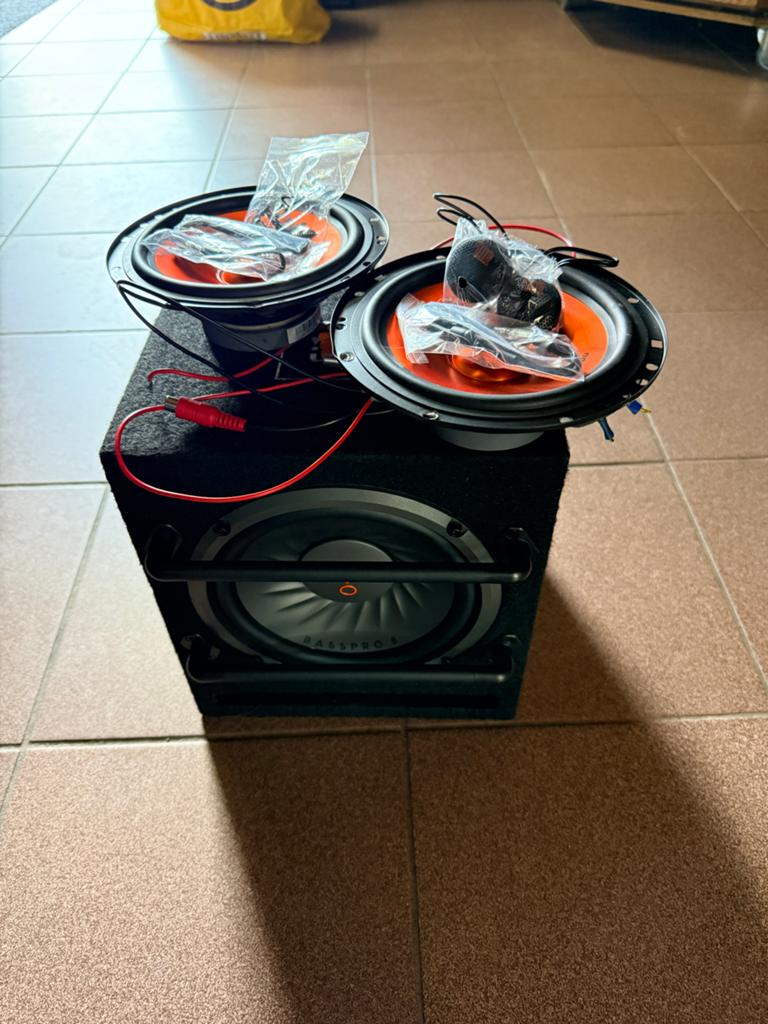 JBL Auto Geluidsset: Subwoofer, Speakers & Tweeters, Auto diversen, Ophalen of Verzenden, Zo goed als nieuw